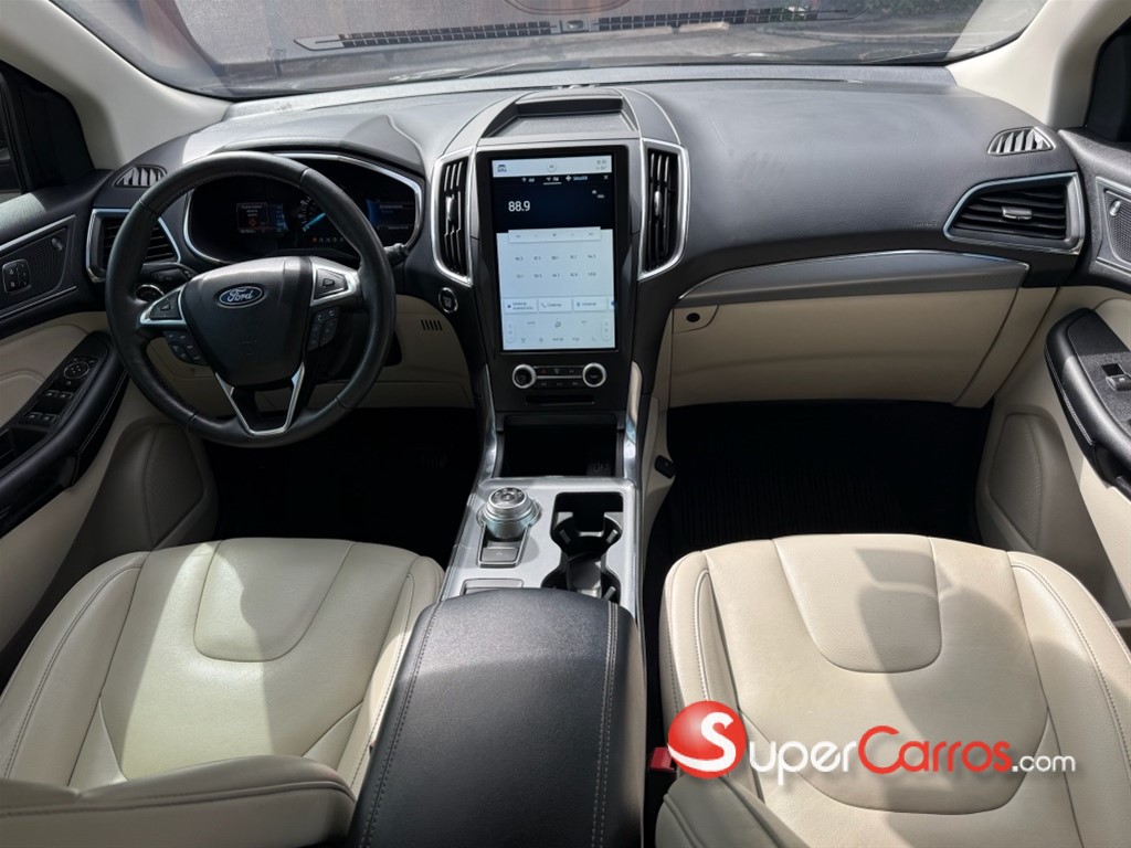 2021 Ford EDGE Titanium — foto 7 / 9