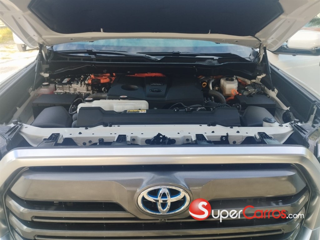 2024 Toyota Tundra LIMITED — foto 6 / 9