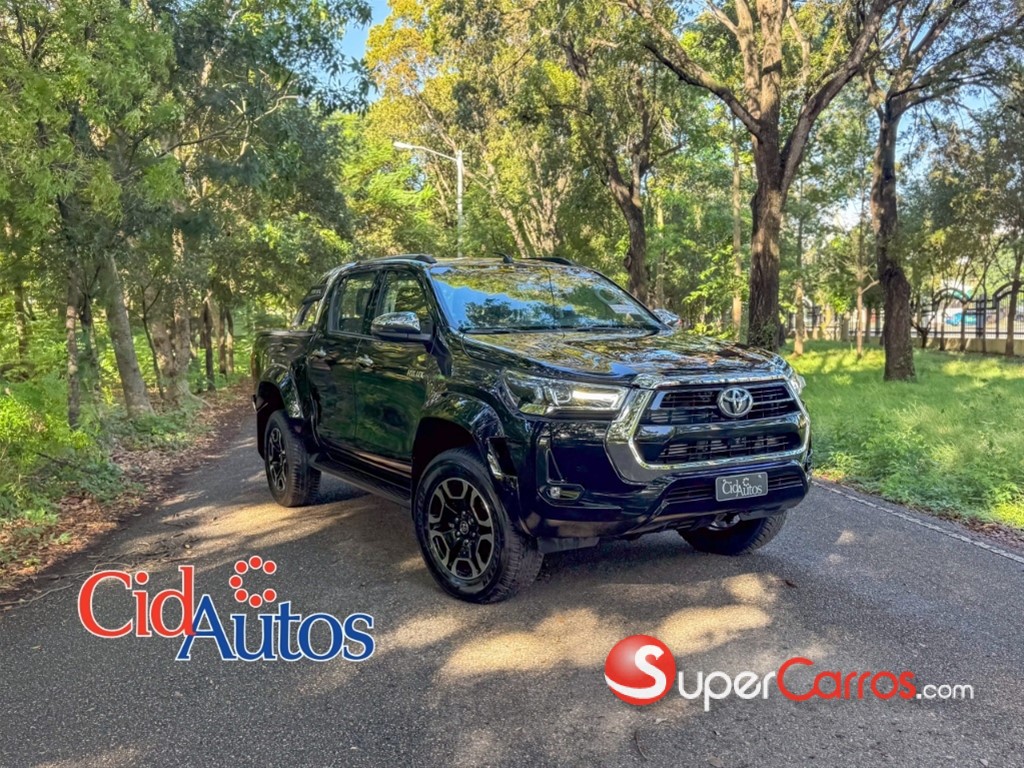 2026 Toyota Hilux WIDE TREAD
