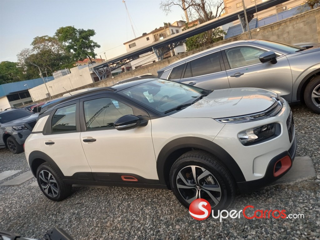 2024 Citroen C-4 Cactus Shine — foto 4 / 11