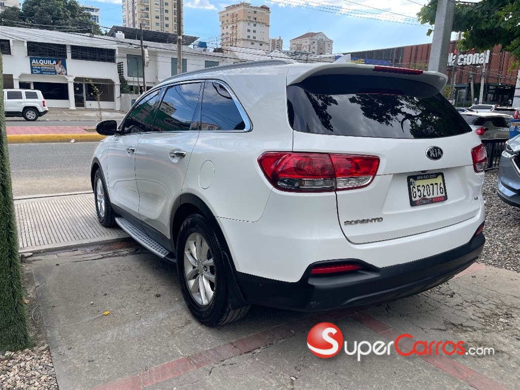 2016 Kia Sorento LX — foto 3 / 11