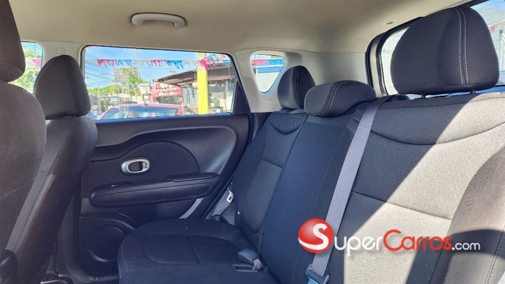 2019 Kia Soul LX — foto 9 / 12