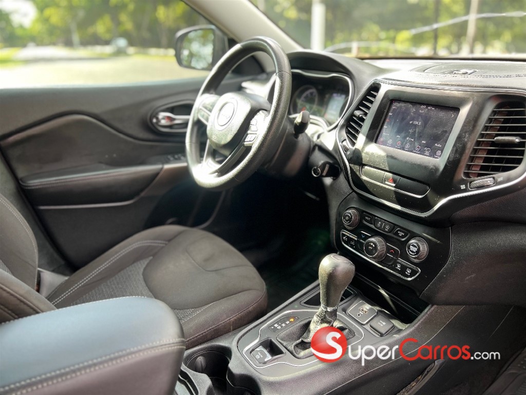 2019 Jeep Cherokee Latitude — foto 4 / 12