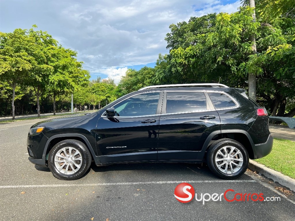 2019 Jeep Cherokee Latitude — foto 7 / 12