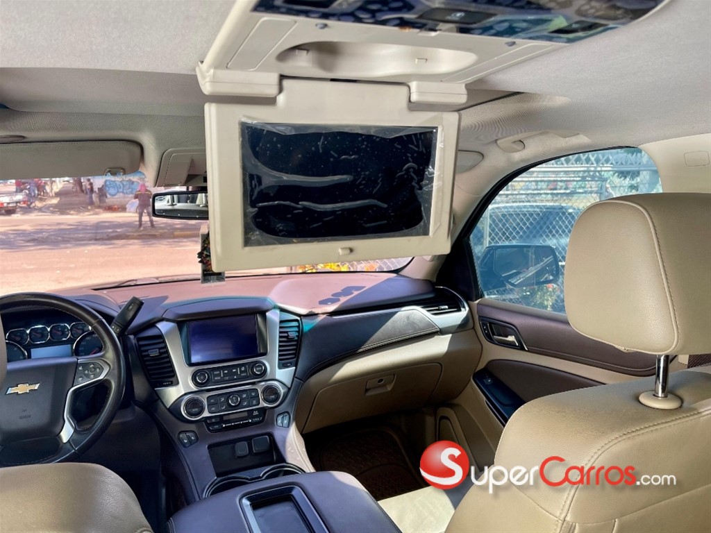 2017 Chevrolet Tahoe LT — foto 3 / 11