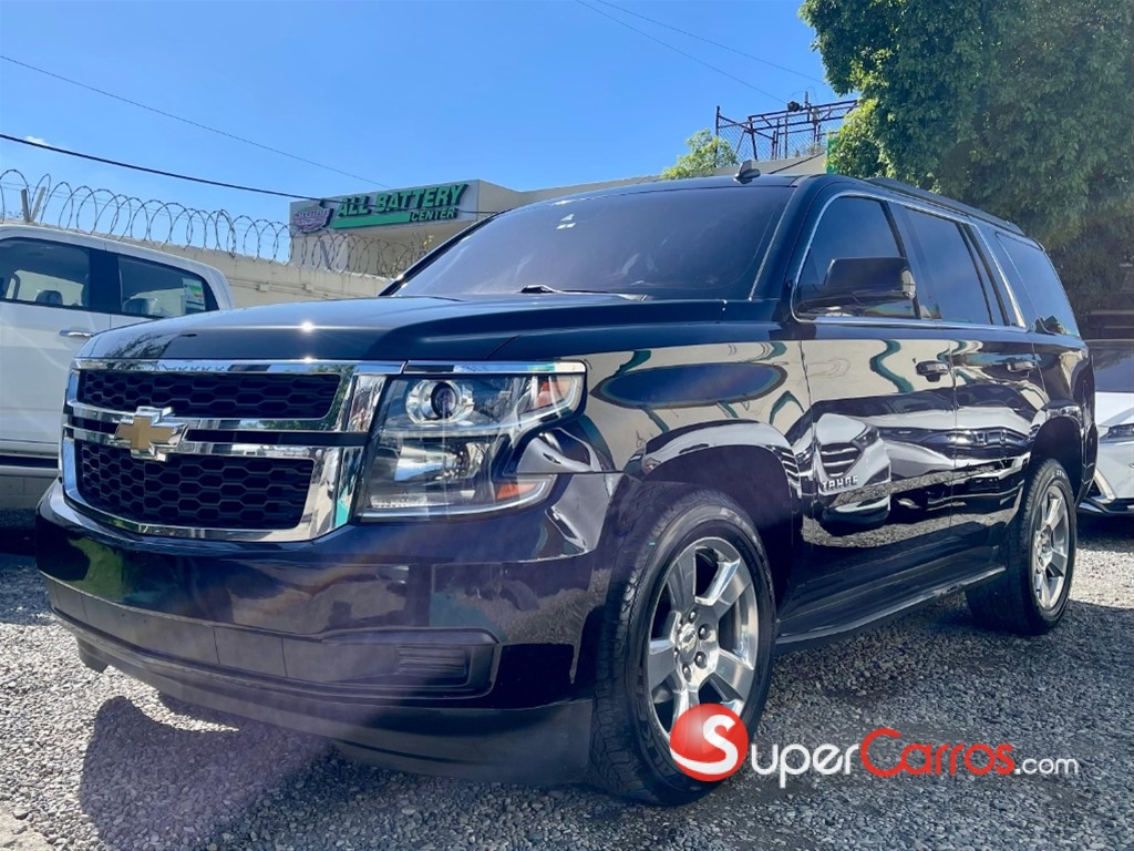 2017 Chevrolet Tahoe LT — foto 10 / 11
