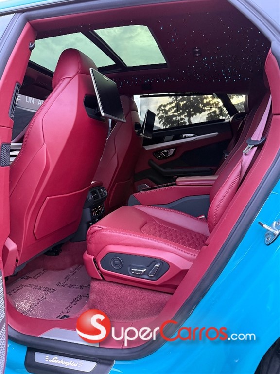 2021 Lamborghini Urus — foto 3 / 11