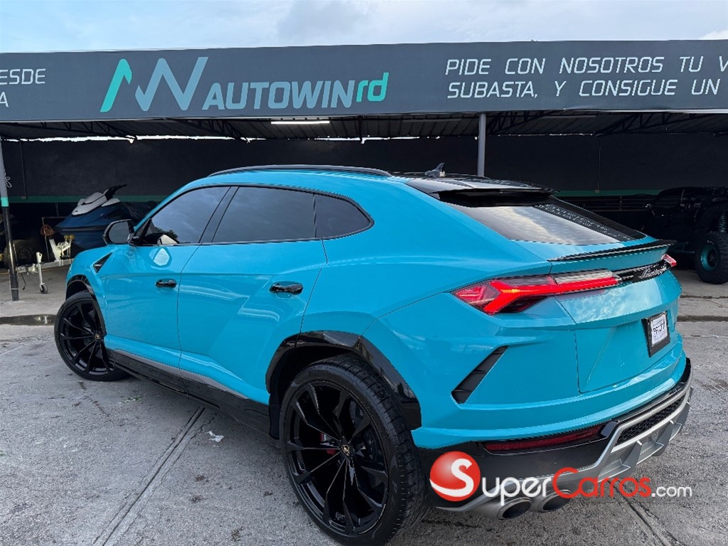 2021 Lamborghini Urus — foto 5 / 11