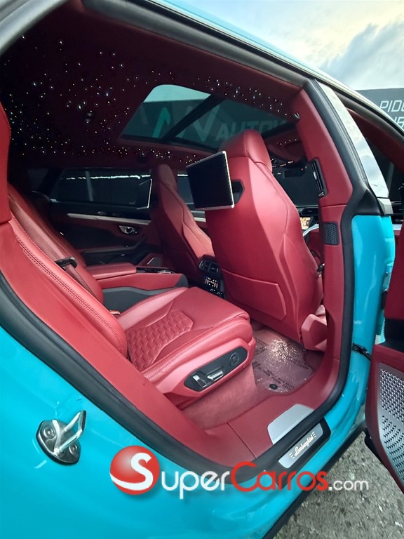 2021 Lamborghini Urus — foto 10 / 11