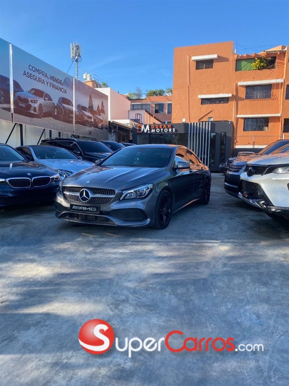 2017 Mercedes-Benz Clase CLA 180 AMG