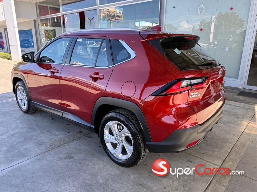 2026 Toyota Yaris Cross Full — foto 4 / 8