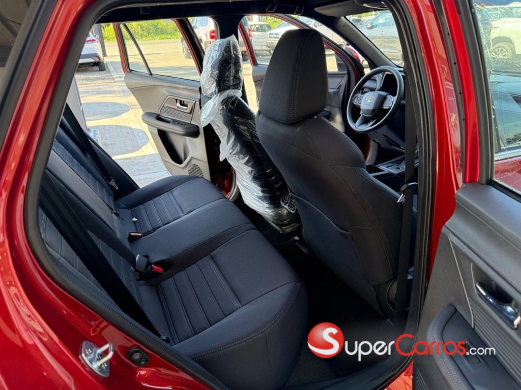 2026 Toyota Yaris Cross Full — foto 8 / 8