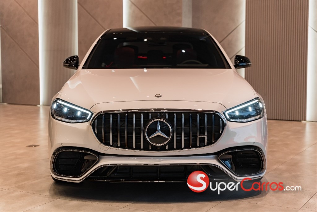 2025 Mercedes-Benz Clase S 63 — foto 2 / 11
