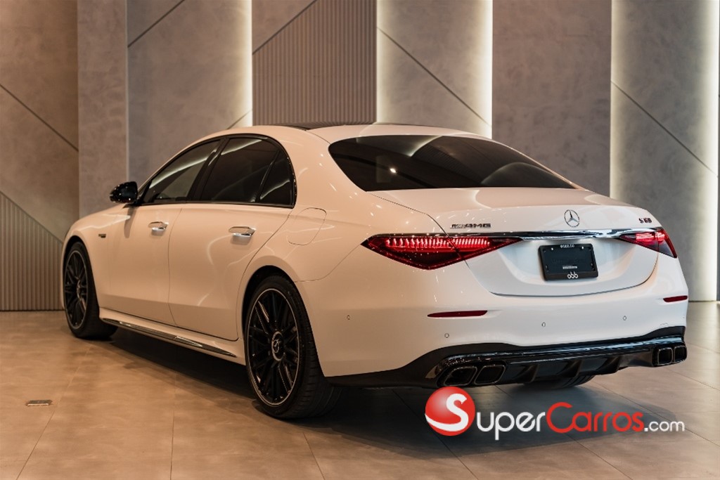 2025 Mercedes-Benz Clase S 63 — foto 3 / 11