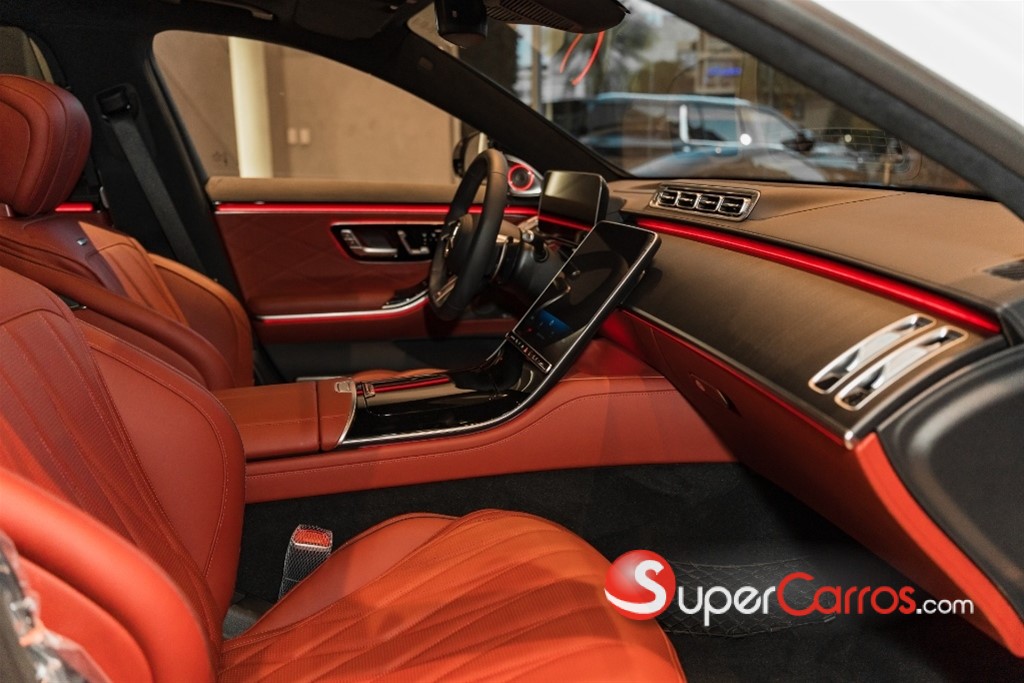 2025 Mercedes-Benz Clase S 63 — foto 8 / 11