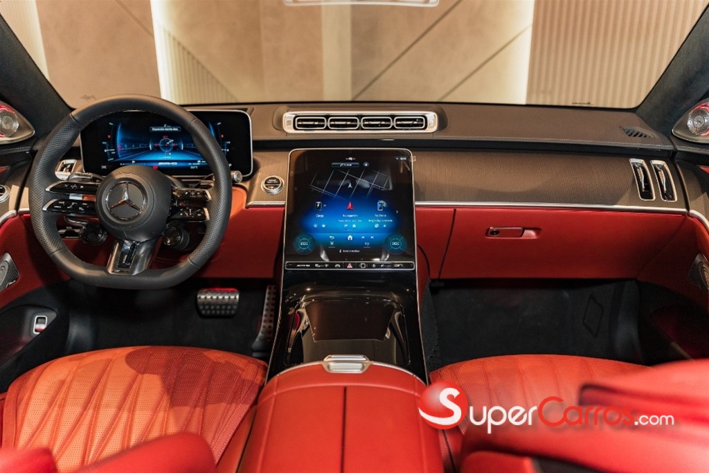 2025 Mercedes-Benz Clase S 63 — foto 10 / 11
