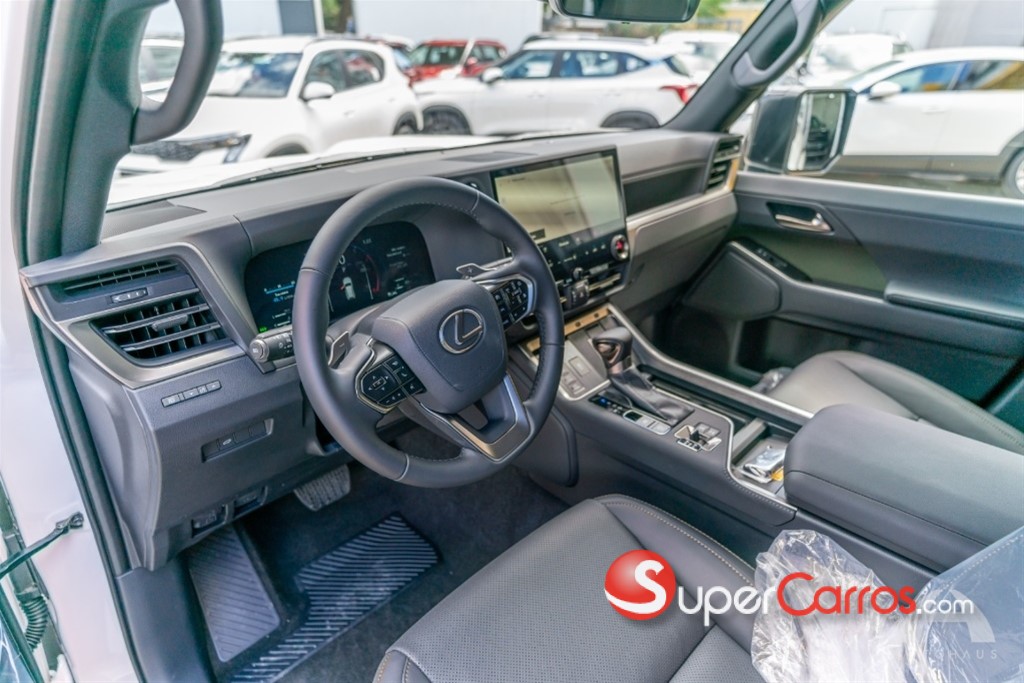 2026 Lexus GX 550 Overtrail Plus — foto 5 / 9