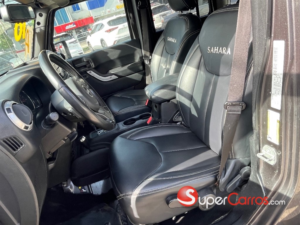2016 Jeep Wrangler Sahara — foto 7 / 9