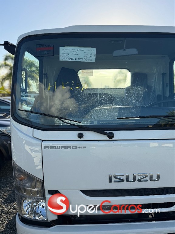 2026 Isuzu NPR 14 pies — foto 6 / 9