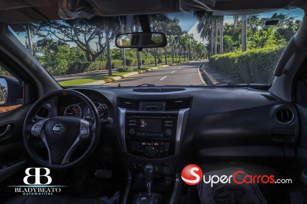 2020 Nissan Frontier LE — foto 4 / 11
