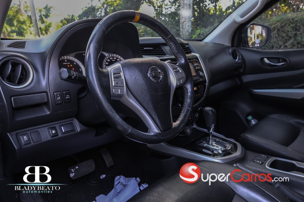 2020 Nissan Frontier LE — foto 8 / 11