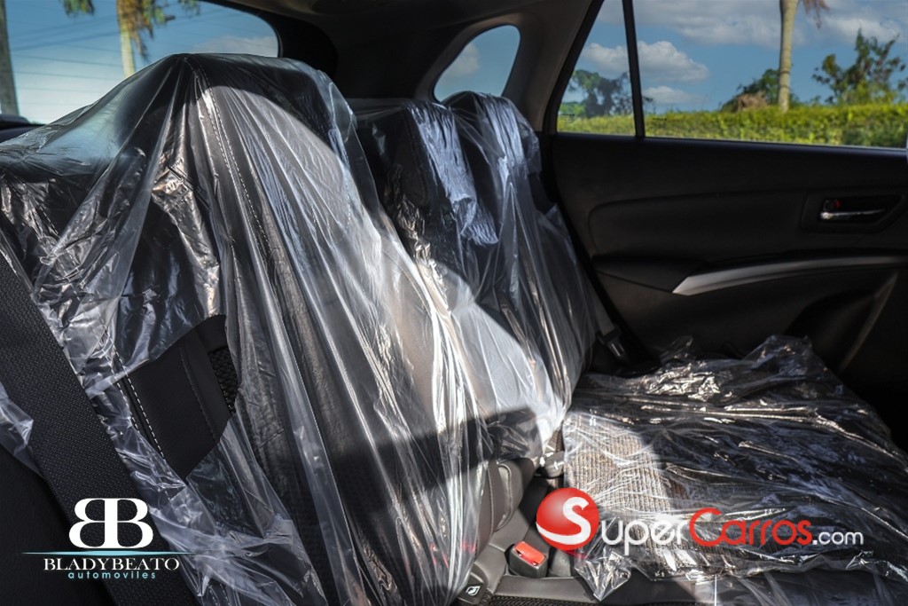 2024 Suzuki S-Cross GLX — foto 8 / 12