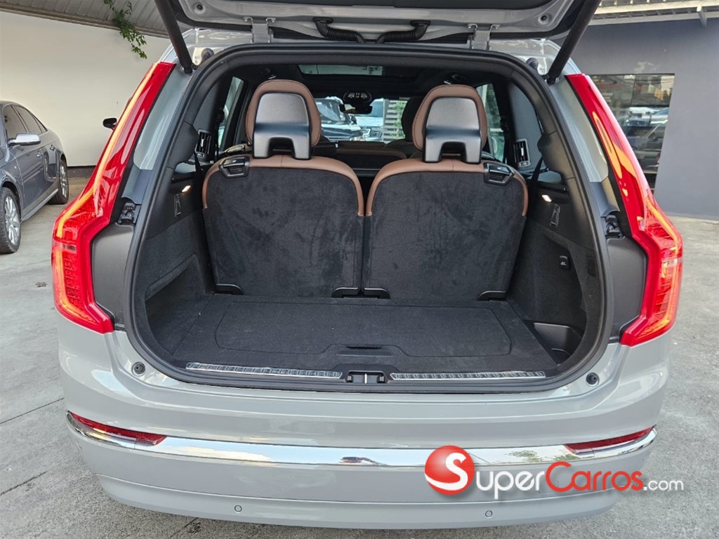2025 Volvo XC90 Plus Recharge — foto 12 / 12