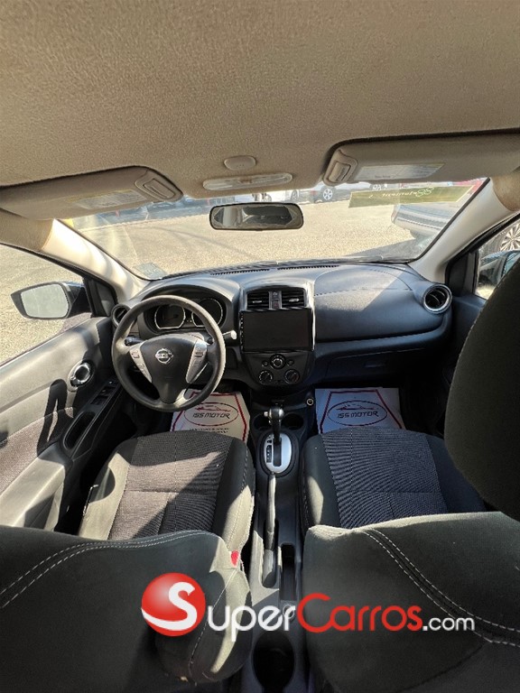 2018 Nissan Versa — foto 8 / 9