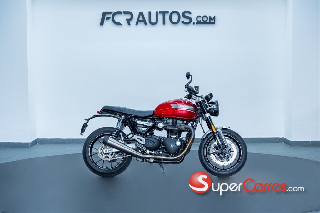 2023 Triumph 1200 — foto 2 / 12