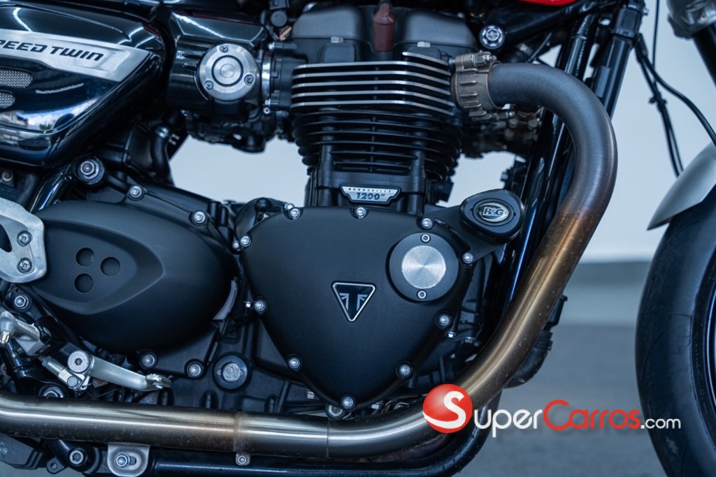2023 Triumph 1200 — foto 11 / 12