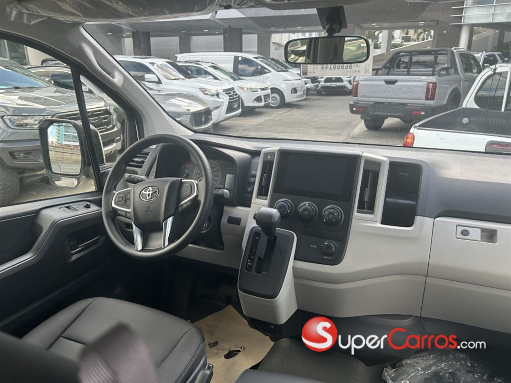 2026 Toyota Hiace — foto 4 / 10
