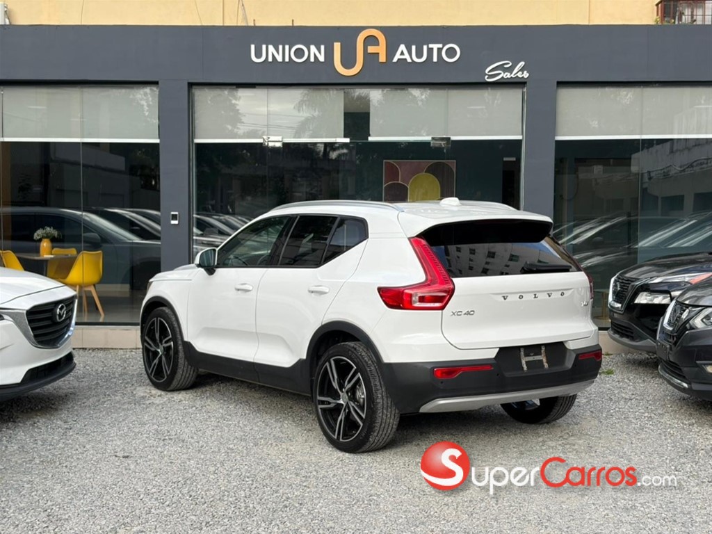 2021 Volvo XC40 — foto 5 / 9