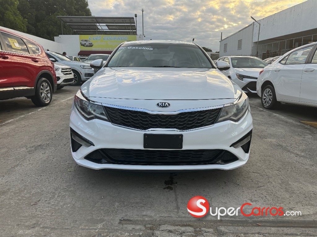 2019 Kia Optima LX — foto 4 / 9