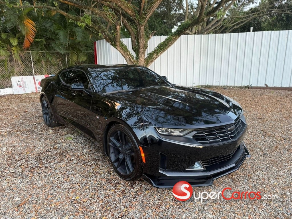 2019 Chevrolet Camaro RS — foto 2 / 9