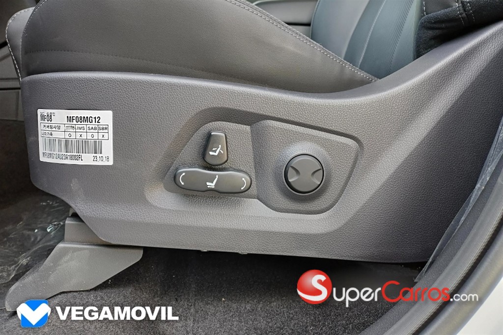 2026 KGM Musso LIMITED — foto 8 / 11