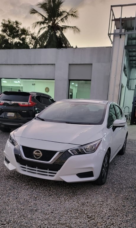 2020 Nissan Versa — foto 4 / 9