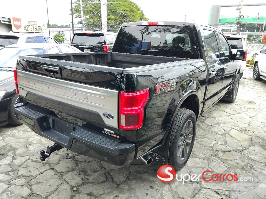 2018 Ford F 150 Platinum — foto 8 / 12