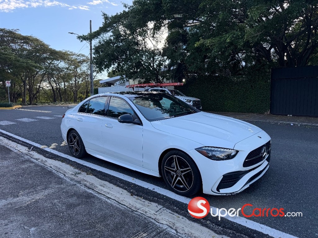 2022 Mercedes-Benz Clase C 300 AMG 4Matic — foto 3 / 9