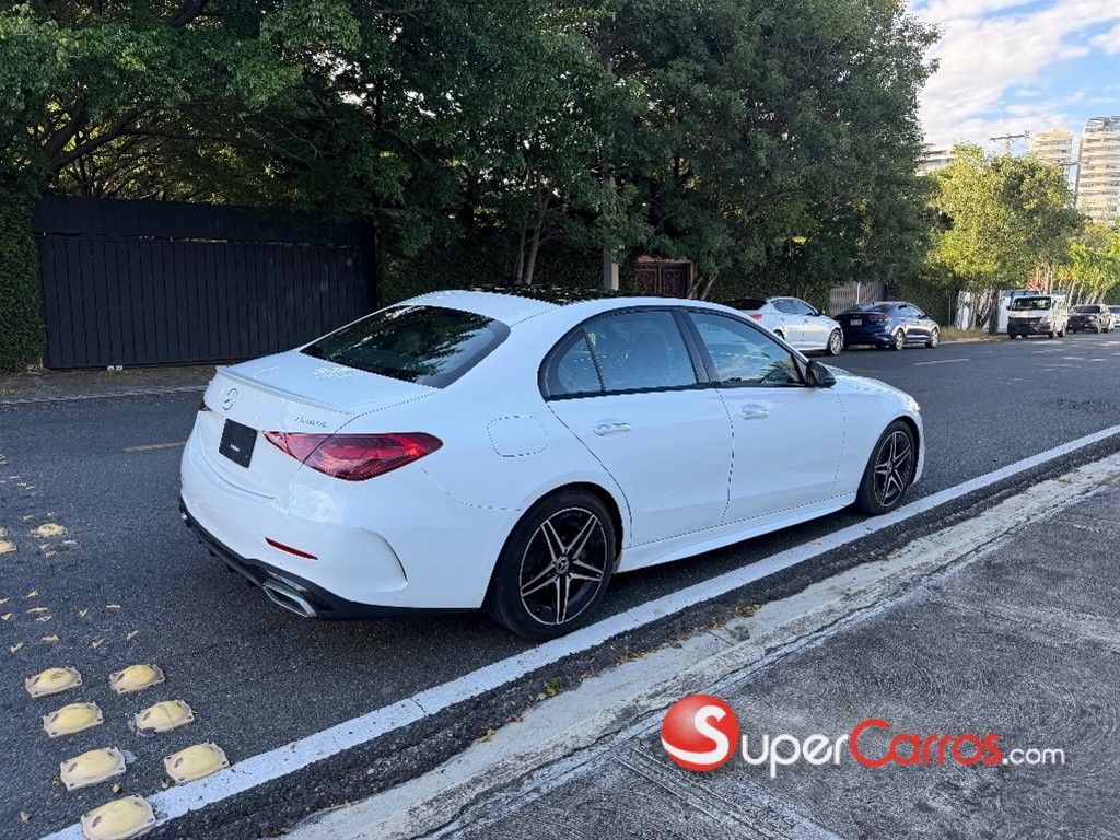 2022 Mercedes-Benz Clase C 300 AMG 4Matic — foto 4 / 9