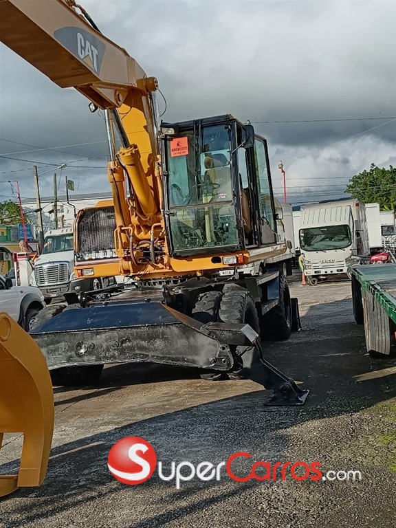 2002 Caterpillar 320D — foto 5 / 12