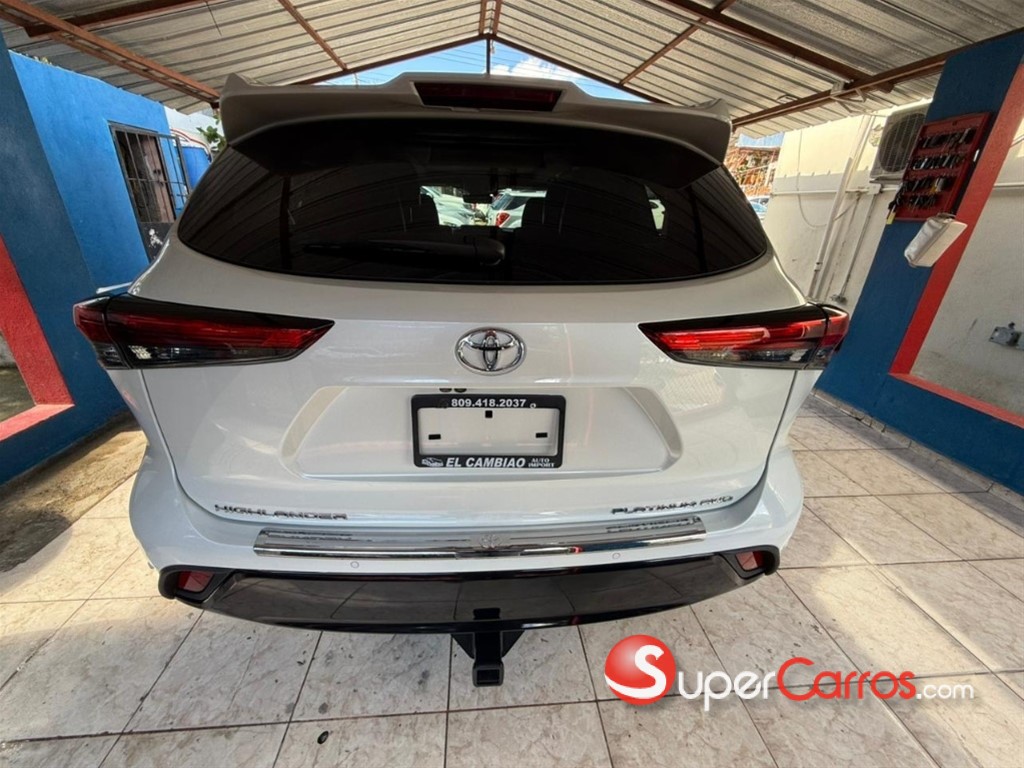 2020 Toyota Highlander Platinum — foto 5 / 11