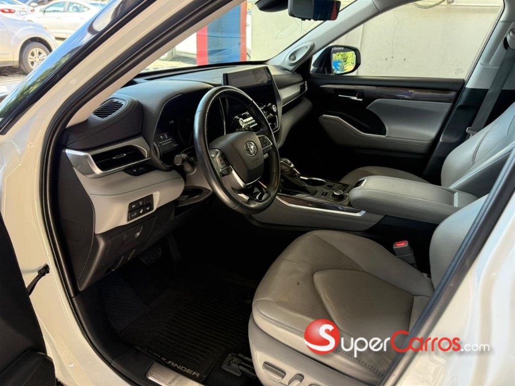 2020 Toyota Highlander Platinum — foto 6 / 11