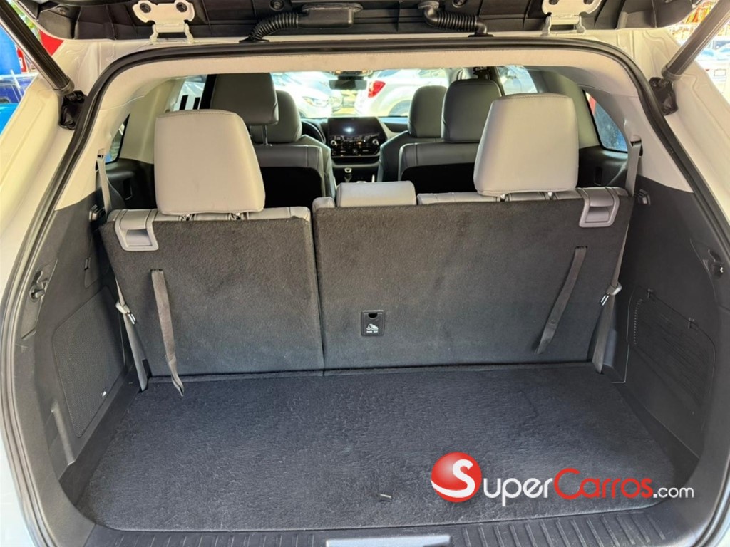 2020 Toyota Highlander Platinum — foto 11 / 11