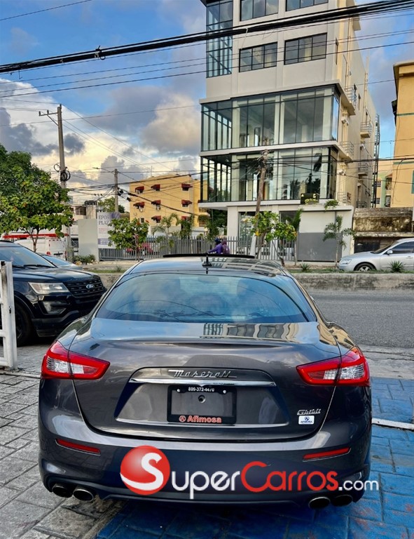 2018 Maserati Ghibli — foto 6 / 11