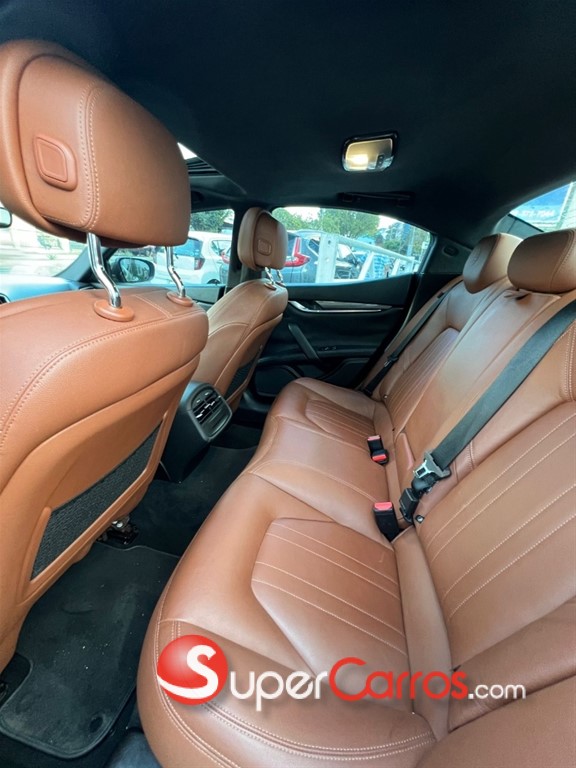 2018 Maserati Ghibli — foto 9 / 11