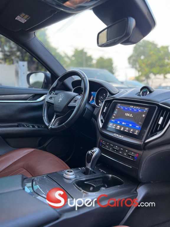 2018 Maserati Ghibli — foto 11 / 11