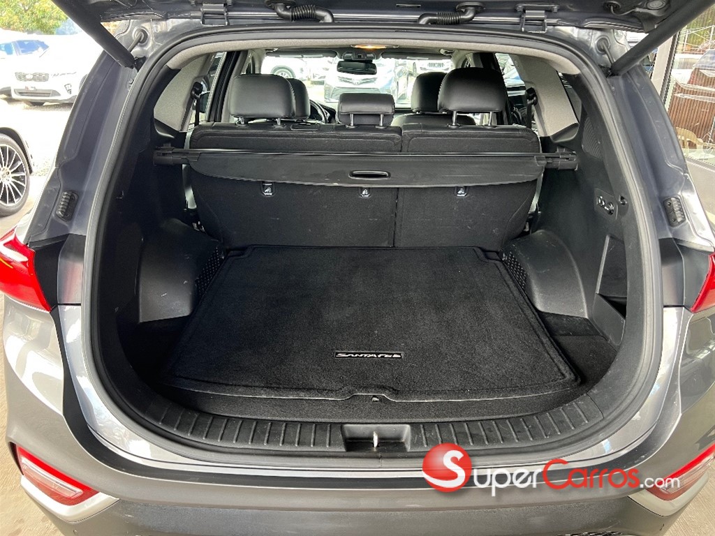 2019 Hyundai Santa Fe Limited — foto 9 / 12
