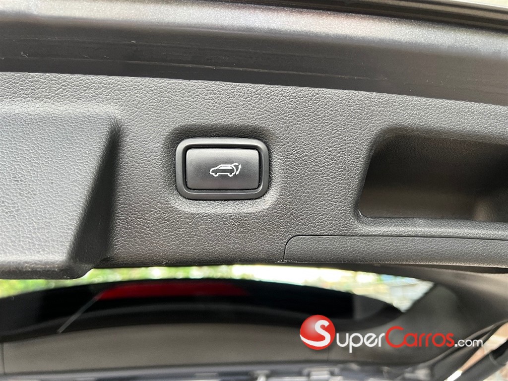 2019 Hyundai Santa Fe Limited — foto 10 / 12