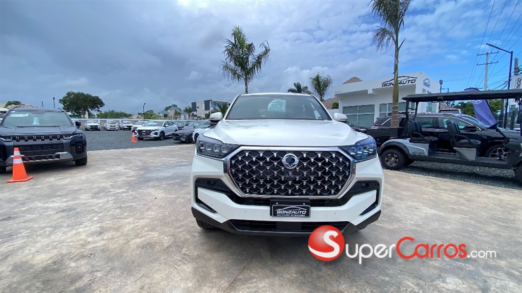 2025 KGM Rexton ADVENTURE PLUS — foto 3 / 12