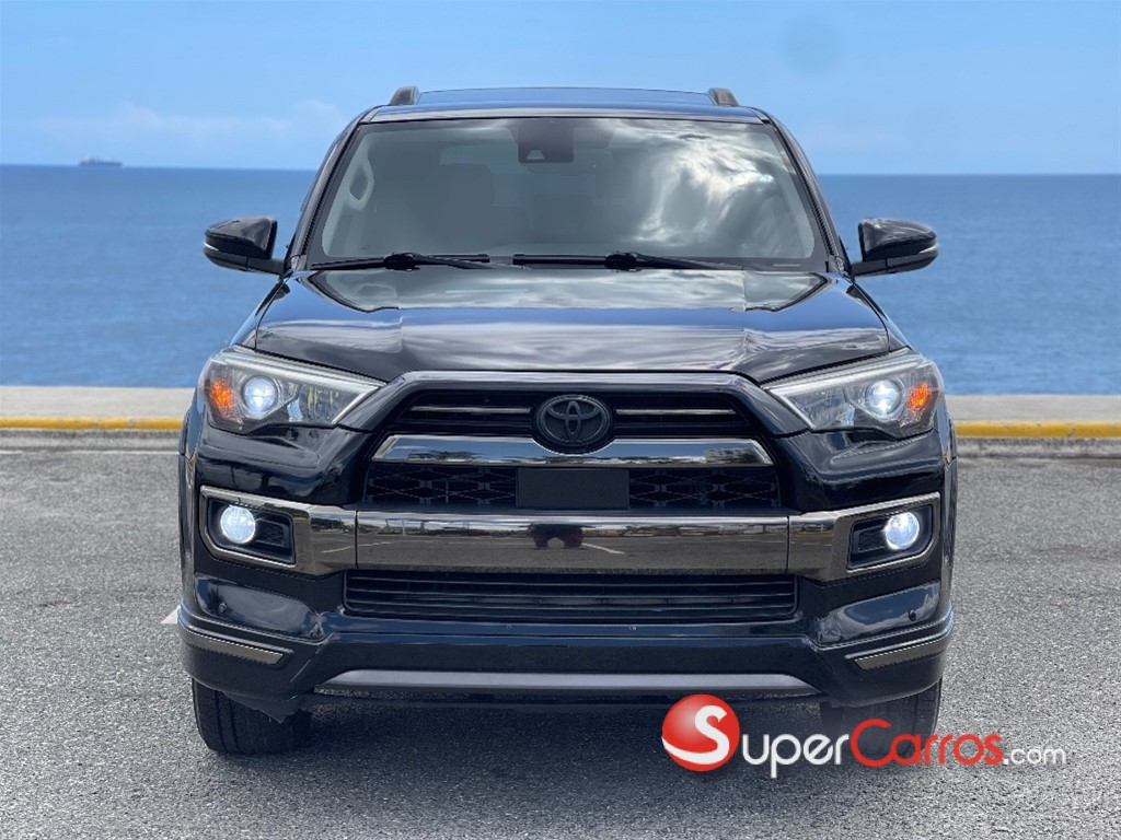 2020 Toyota 4 Runner Limited Nightshade — foto 3 / 10
